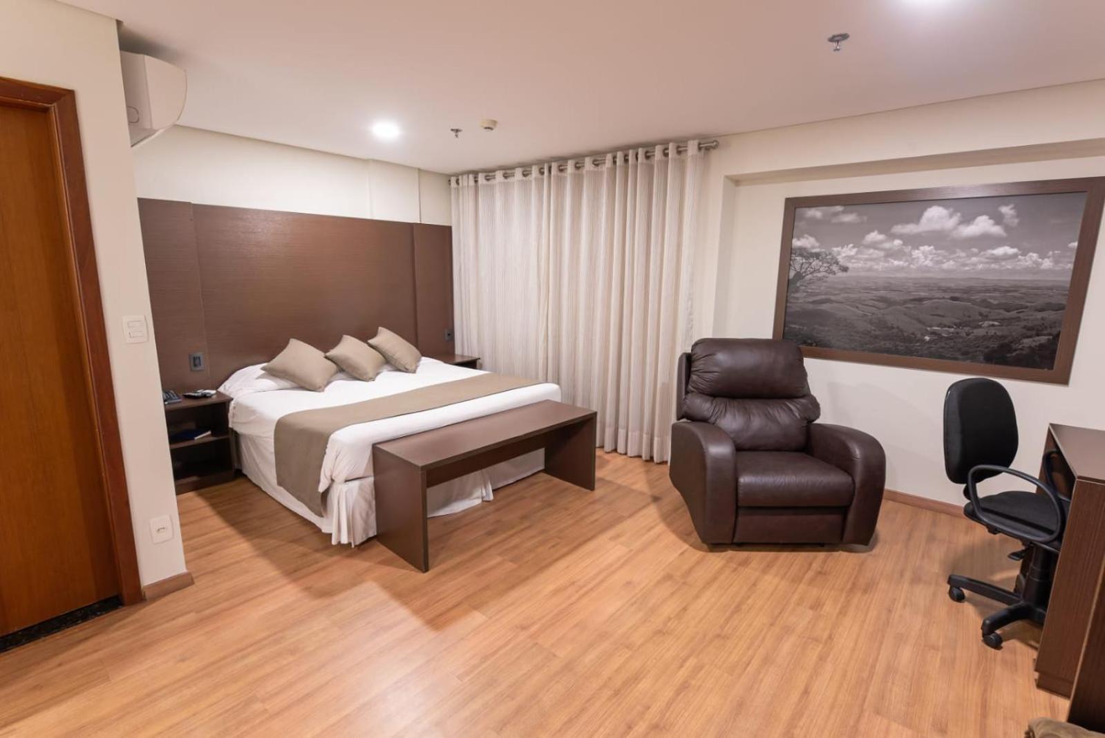 Olavo Bilac Hotel Taubaté Esterno foto